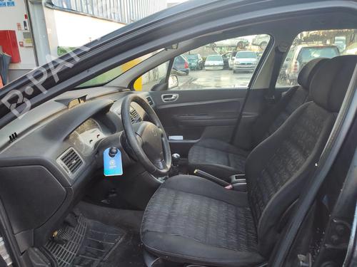 Fuse box PEUGEOT 307 Break (3E) 1.4 HDi | BP32196887E1 