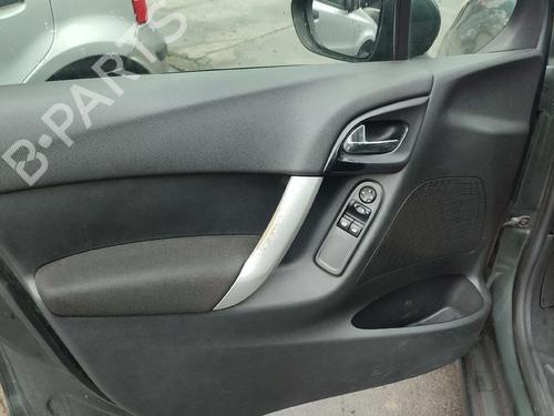 Water radiator CITROËN C3 II (SC_) 1.4 HDi 70 (SC8HZC, SC8HR0, SC8HP4) | BP37426597M31  - Image 19