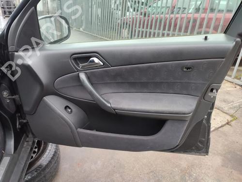 Left headlight MERCEDES-BENZ C-CLASS T-Model (S203) C 220 CDI (203.206, 203.208) | BP31908050C28