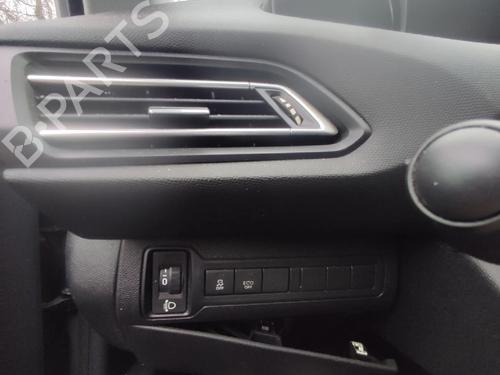 Front left interior door handle PEUGEOT 308 II (LB_, LP_, LW_, LH_, L3_) 1.6 HDi 100 | BP32236525I13 