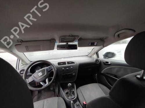 Interior roof light SEAT LEON (1P1) 1.9 TDI | BP31950037I8 