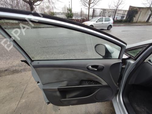 Interior roof light SEAT LEON (1P1) 1.9 TDI | BP31950037I8 