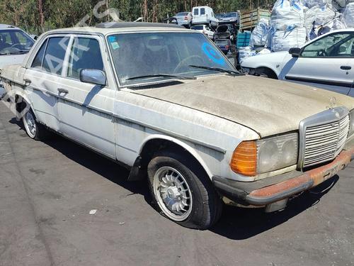Used Parts MERCEDES-BENZ 123 Saloon (W123) 4896531