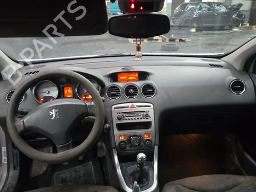 Fuse box PEUGEOT 308 SW I (4E_, 4H_) 1.6 HDi | BP31925878E1 