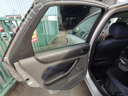 Rear parcel shelf FORD FOCUS II (DA_, HCP, DP) 1.6 TDCi | BP31981010C85