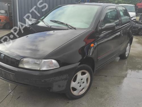 Used Parts FIAT PUNTO (176_)  1.7 TD  4419530