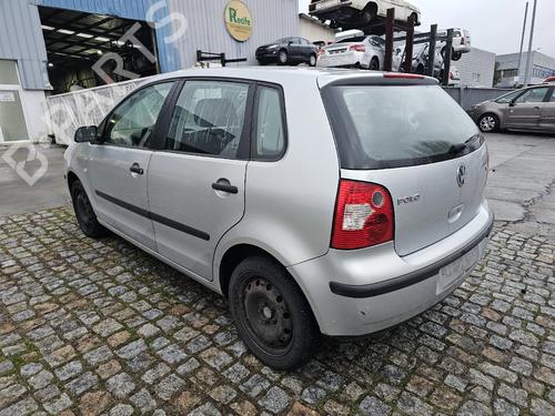 Right headlight VW POLO IV (9N_, 9A_) 1.2 12V | BP32230713C29 