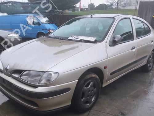 Used Parts RENAULT MEGANE I Classic (LA0/1_)  1.4 (LA0E, LA0V)  4427460