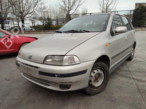 Used Parts FIAT PUNTO (176_)  1.7 TD  4473215