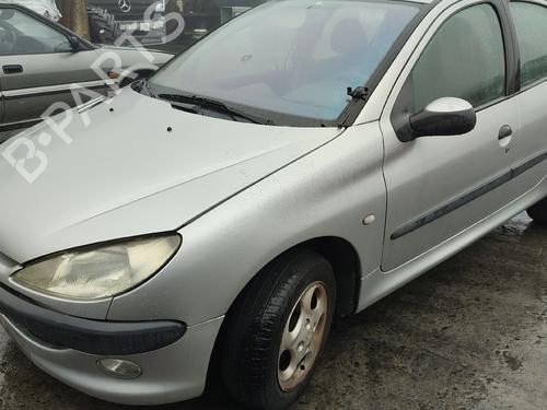 Used Parts PEUGEOT 206 Hatchback (2A/C) 1.4 i 4478901