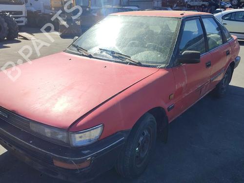 Brugte TOYOTA COROLLA Liftback (_E9_) 1.3 i (EE90) 4528868