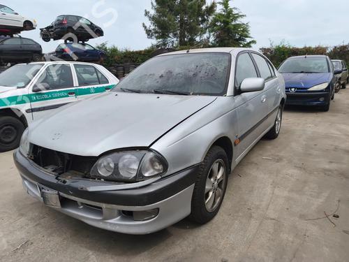 Brugte TOYOTA AVENSIS (_T22_)  2.0 TD (CT220_, CT220R)  4617572