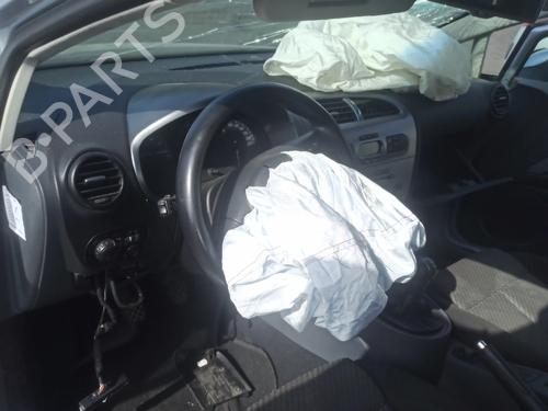 Left tailgate light SEAT LEON (1P1) 1.9 TDI | BP38053619C79 - Image 24