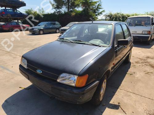 Brugte FORD FIESTA III (GFJ) 1.1 4757623