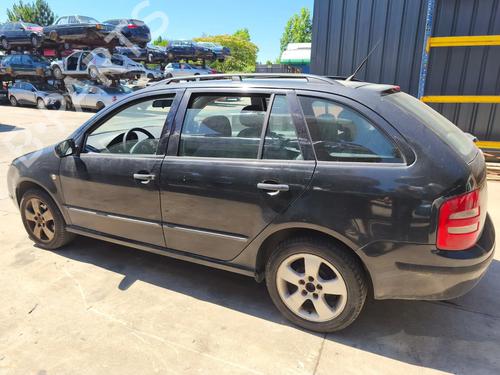 Left headlight SKODA FABIA I Combi (6Y5) 1.4 | BP36779814C28  - Image 7