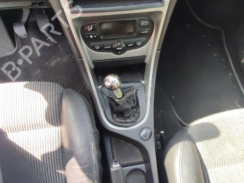 Fuse box PEUGEOT 307 Break (3E) 1.6 HDi 110 | BP38986337E1 - Image 20