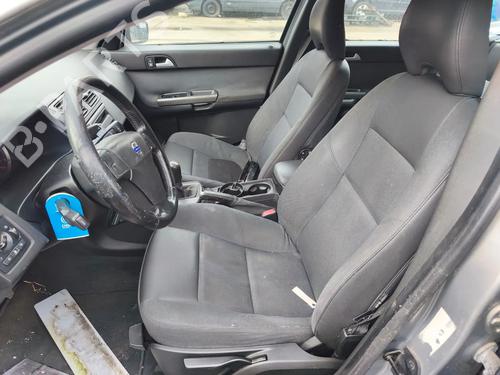 Dashboard VOLVO V50 (545) 1.6 D | BP38620641C46 - Image 12
