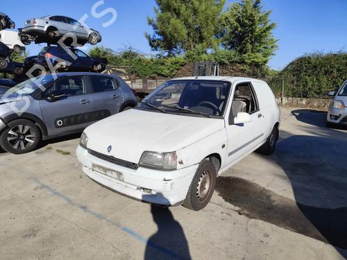 Brugte RENAULT CLIO I (B/C57_, 5/357_) 1.9 D 4934280