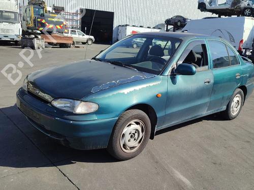 Recambios HYUNDAI ACCENT Saloon (X-3)  1.3 i 12V  4935209