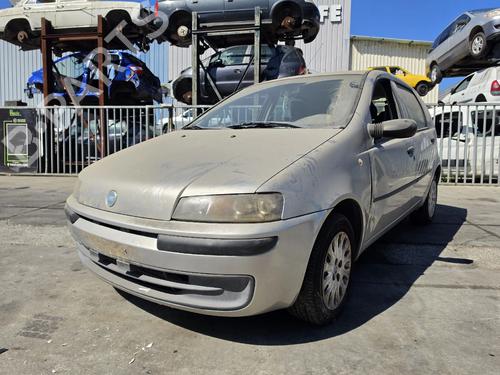 Brugte FIAT PUNTO (188_) 1.2 16V 80 (188.233, .235, .253, .255, .333, .353, .639,... 4935477