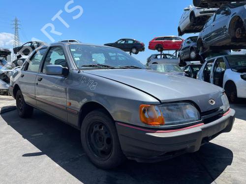 Brugte FORD SIERRA II Hatchback (GBC, GBG) 2.3 D (67 hp) 3213062