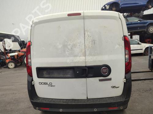 Engine control unit (ECU) FIAT DOBLO Cargo (263_) 1.6 D Multijet (263WXD1B, 263WXR1B, 263WXX1B, 263ZXD1B,... | BP31082098M57 