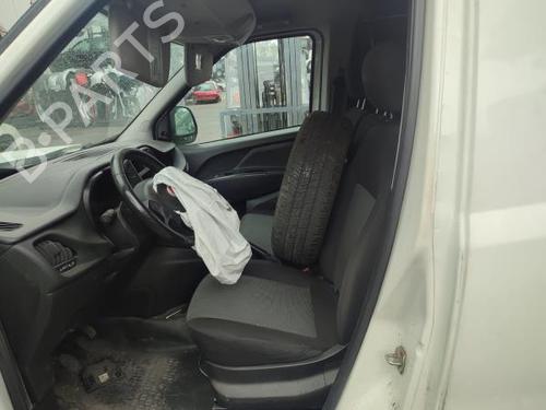 Engine control unit (ECU) FIAT DOBLO Cargo (263_) 1.6 D Multijet (263WXD1B, 263WXR1B, 263WXX1B, 263ZXD1B,... | BP31082098M57 