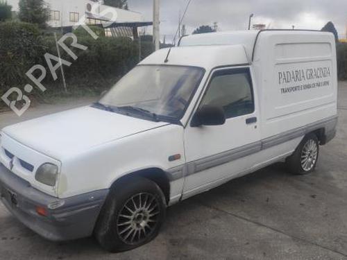 Brugte RENAULT RAPID Box Body/MPV (F40_, G40_) 1.6 D (F404) (55 hp) 3229004