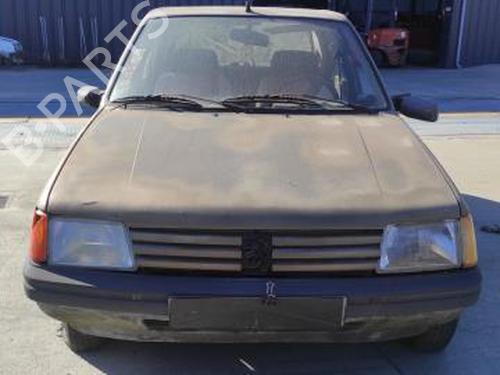 Used Parts PEUGEOT 205 I (741A/C) 1.1 (49 hp) 3225526