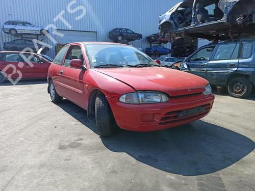 Brugte MITSUBISHI COLT III (C5_A) 1.3 12V (C51A) (75 hp) 3211097