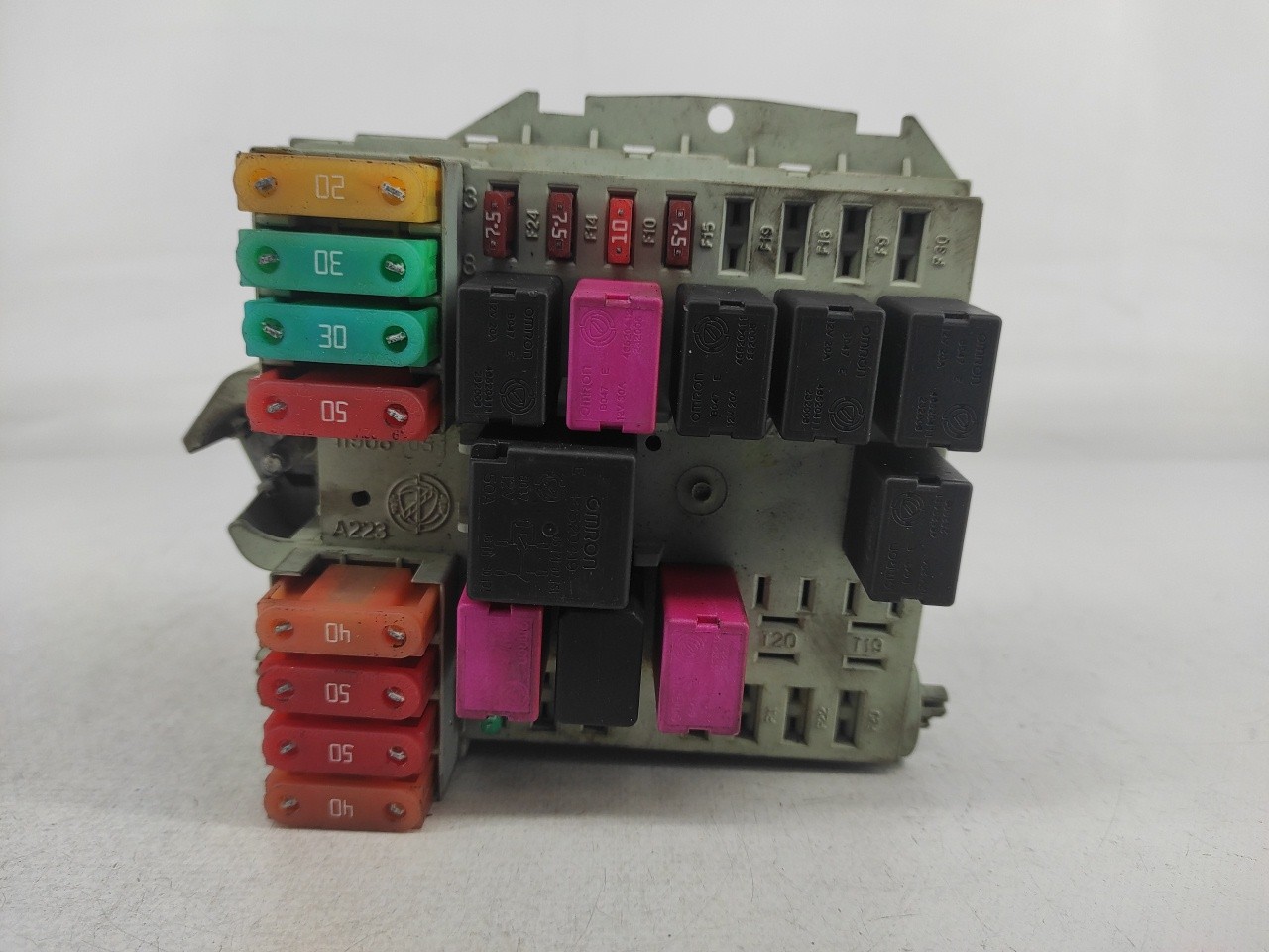 Fuse box FIAT BRAVO II (198_) 8360970 BParts