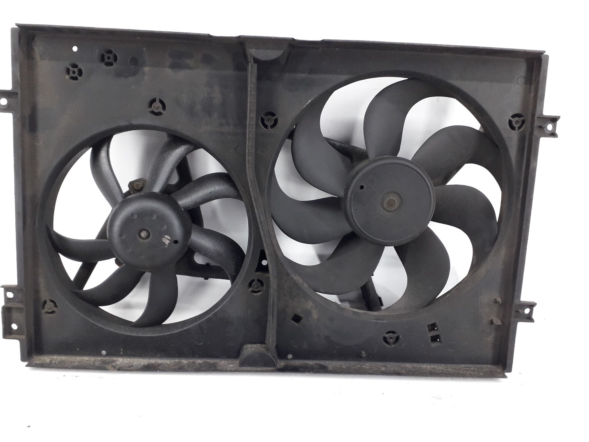 Radiator fan SKODA OCTAVIA I Combi (1U5) 1.9 TDI BParts