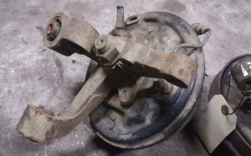 Right rear steering knuckle HYUNDAI ACCENT I (X-3) 1.3 6179824 | B  