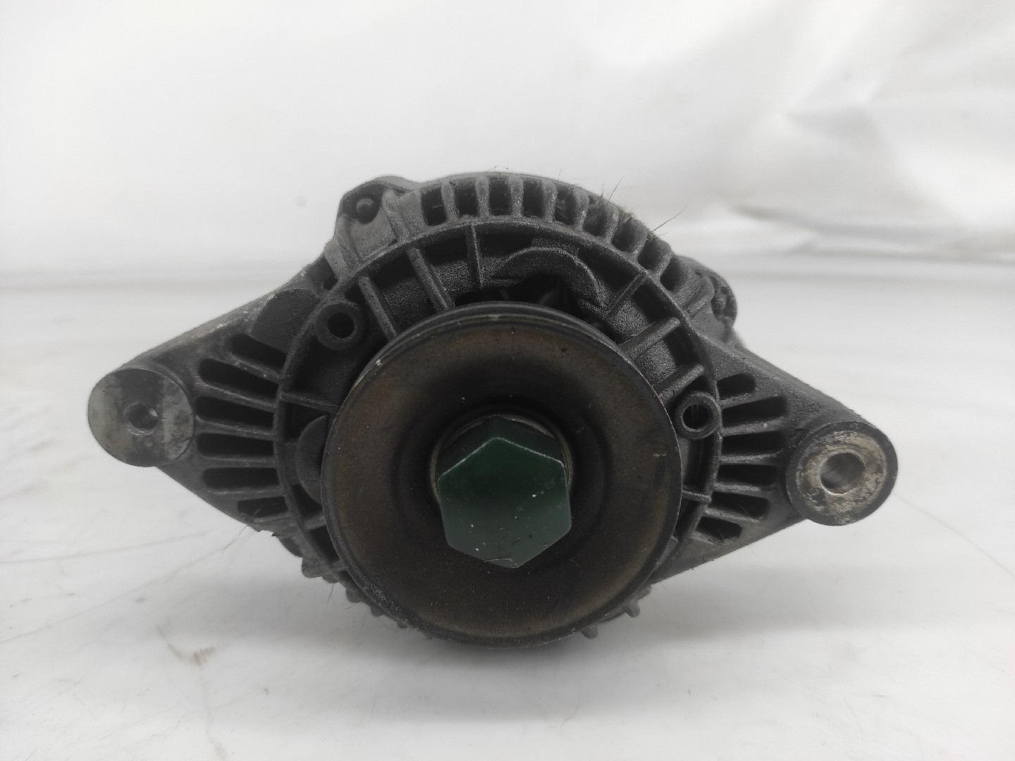 Alternator R20 Alternator NISSAN TERRANO II (R20) 2.4 i 12V 4WD 10392837 | B-Parts