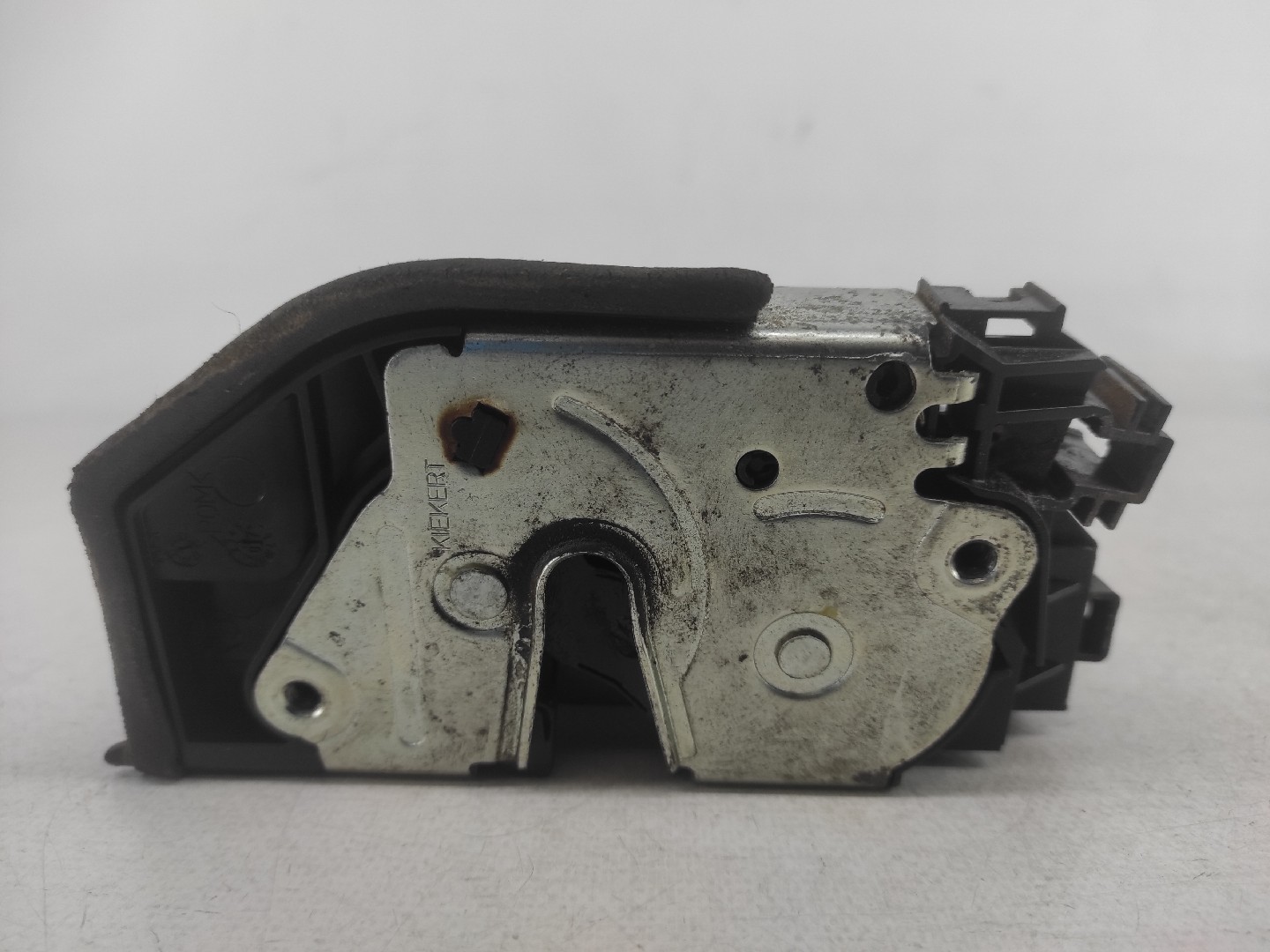 Front right lock BMW X3 (E83) 2.0 d 10291806 BParts