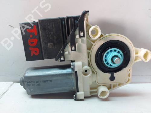 Right rear window motor SEAT LEON (1P1)  | BP29907109E22 
