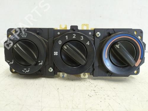 climate-control-honda-civic-vii-hatchback-eu-ep-ev-2000-2001-2002-2003-2004-2005-2006-31841165 main image