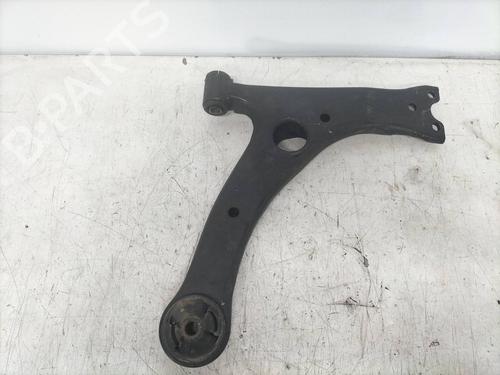 Right front suspension arm TOYOTA COROLLA Verso (ZER_, ZZE12_, R1_)  | BP11137125M13 