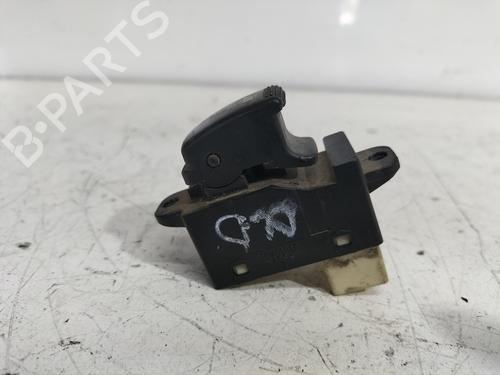 Used Right front window switch HYUNDAI TERRACAN (HP) [2001-2008]  13400886