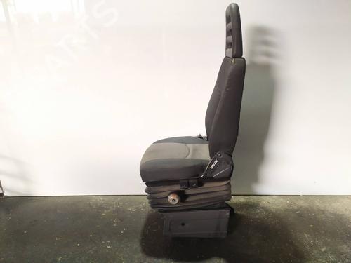 Left front seat IVECO DAILY IV Platform/Chassis 35C15 | BP29636396C15 