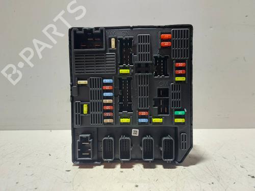 Used Fuse box RENAULT SCÉNIC III (JZ0/1_) [2008-2016]  18162488