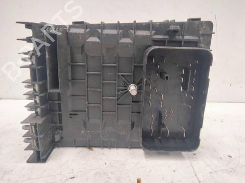 Fuse box VW GOLF V (1K1) 1.9 TDI | BP13109841E1 