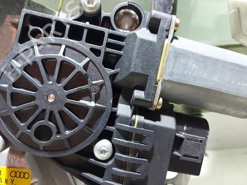 Rudehejsemekanisme Højre bagtil AUDI A4 B5 (8D2)  | BP21167415C25 