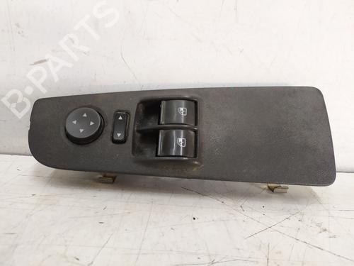 Used Left front window switch Left front window switch 29824758 29824758