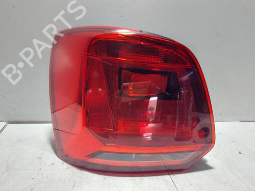 Venstre baglygte VW POLO VI (AW1, BZ1, AE1) 1.0 (75 hp) 33053259