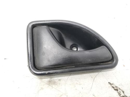 Used Front left interior door handle RENAULT KANGOO (KC0/1_) D 65 1.9 (KC0E, KC02, KC0J, KC0N) (64 hp) 12511784