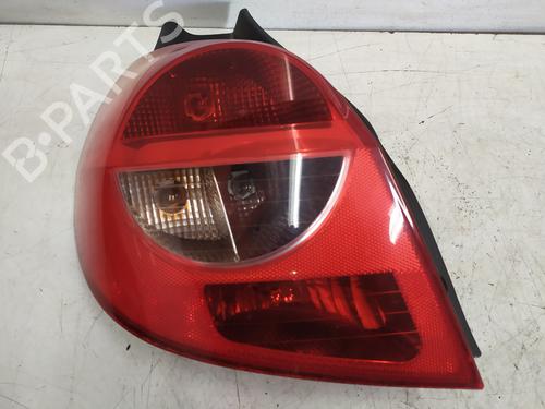 left-taillight-renault-clio-iii-br01-cr01-2005-2006-2007-2008-2009-2010-2011-2012-2013-2014-33673726 main image