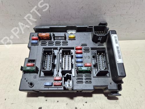 Fuse box PEUGEOT 206+ (2L_, 2M_) 1.4 HDi eco 70 | BP27262500E1 