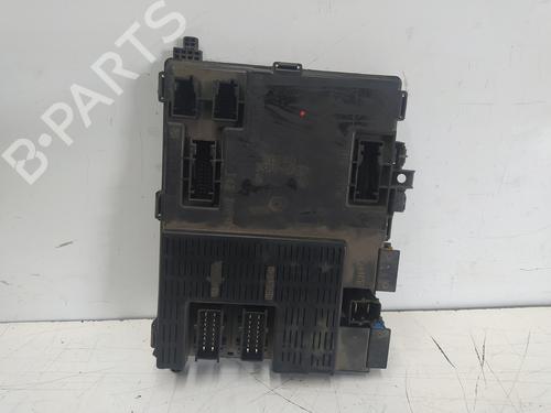Used Fuse box CITROËN XSARA (N1) [1997-2005]  11106408