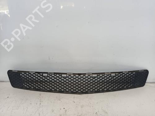 Used Grille MERCEDES-BENZ C-CLASS (W204) [2007-2015]  13940992